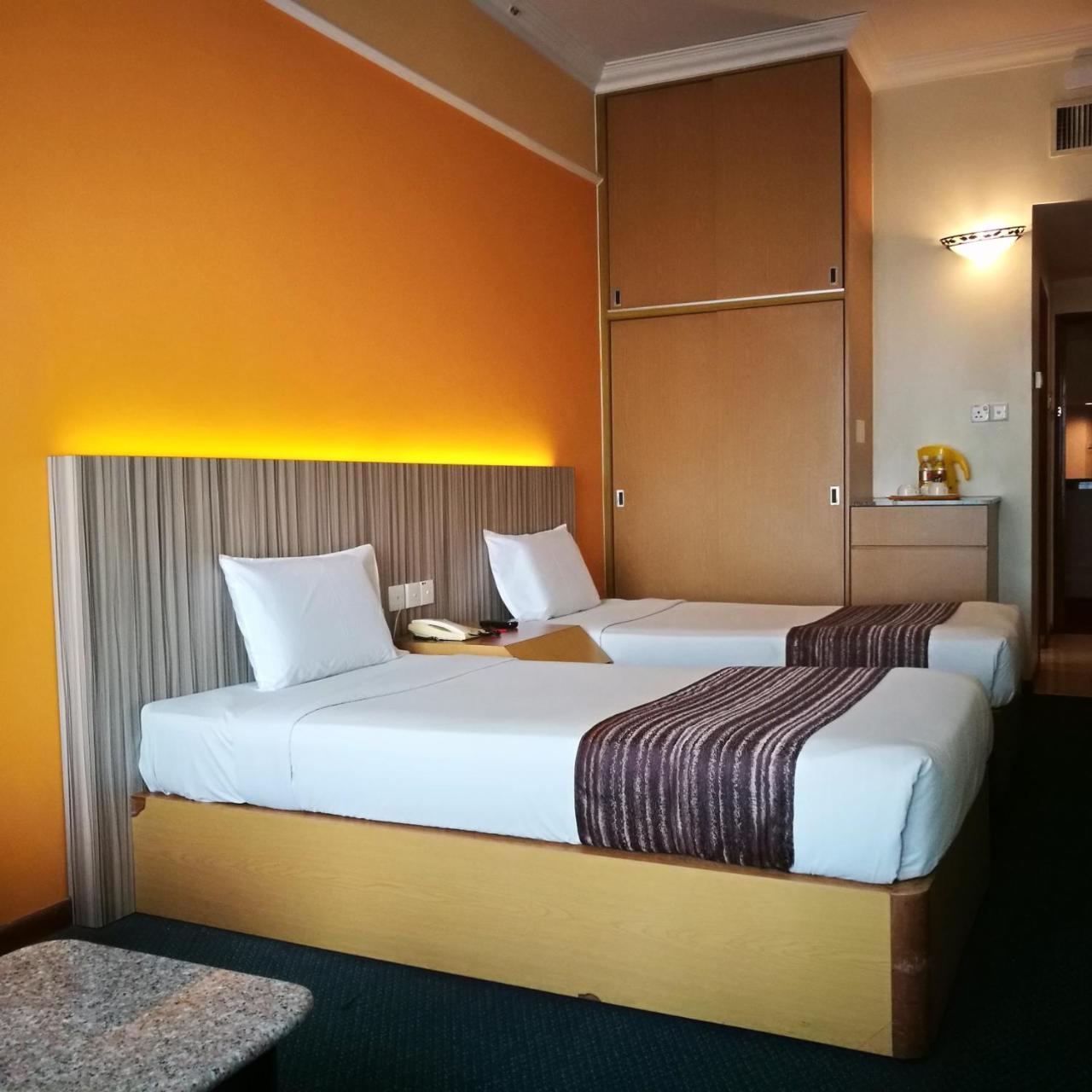 New York Hotel Johor Bahru Dış mekan fotoğraf